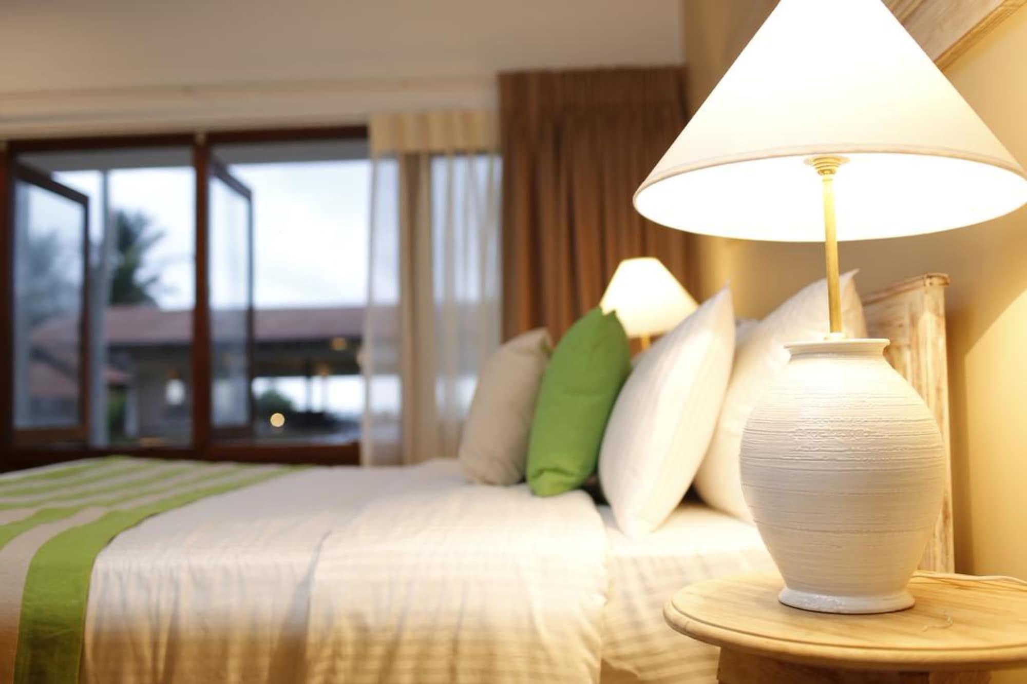 เดอะ บีช บูทิก โฮเต็ล ปามุนุกามา Hotel อุสเวตาเกอิยาวา ภายนอก รูปภาพ