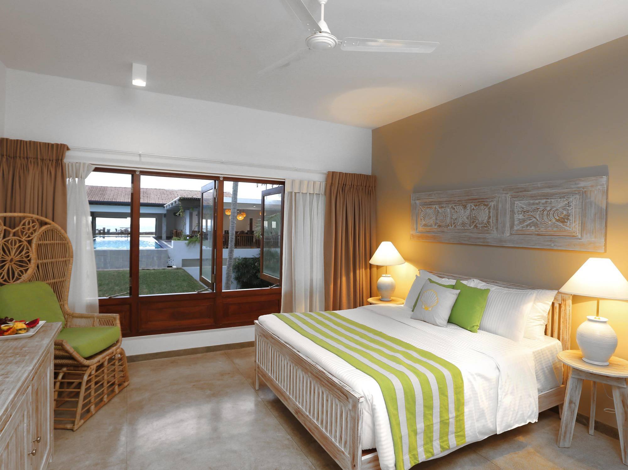 เดอะ บีช บูทิก โฮเต็ล ปามุนุกามา Hotel อุสเวตาเกอิยาวา ภายนอก รูปภาพ