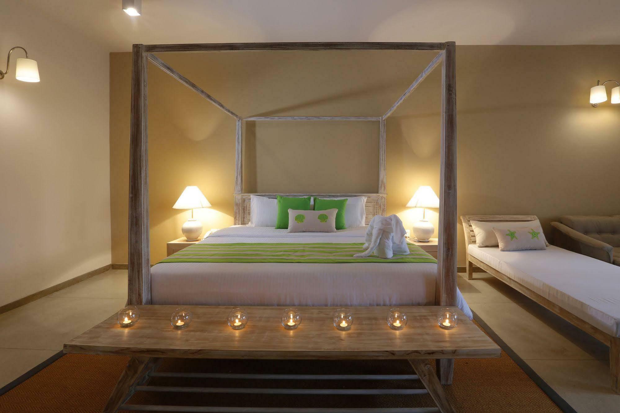 เดอะ บีช บูทิก โฮเต็ล ปามุนุกามา Hotel อุสเวตาเกอิยาวา ภายนอก รูปภาพ